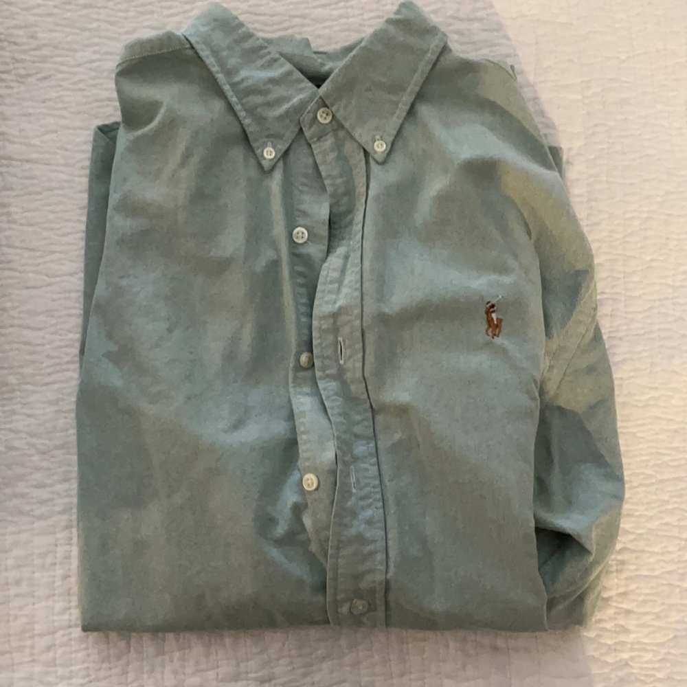 Polo button down size XL